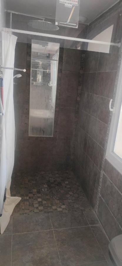 Logement Entier A 15 Mn D'Avignon, 10Mn D'Orange Deux Chambres 로크모르 외부 사진